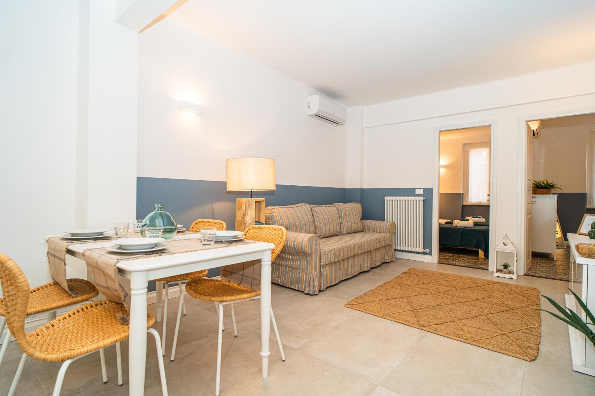 H H Moneglia Il Vicolo Apartment Bagian luar foto