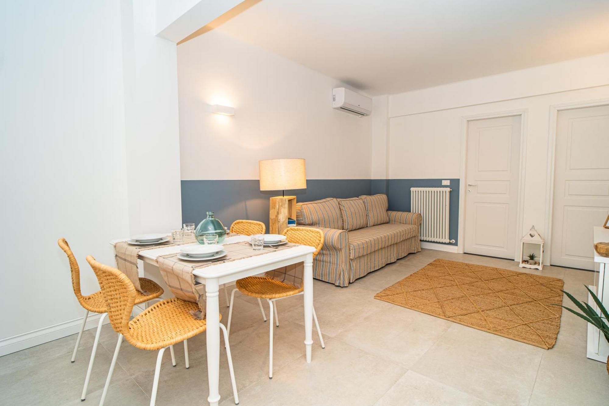 H H Moneglia Il Vicolo Apartment Bagian luar foto