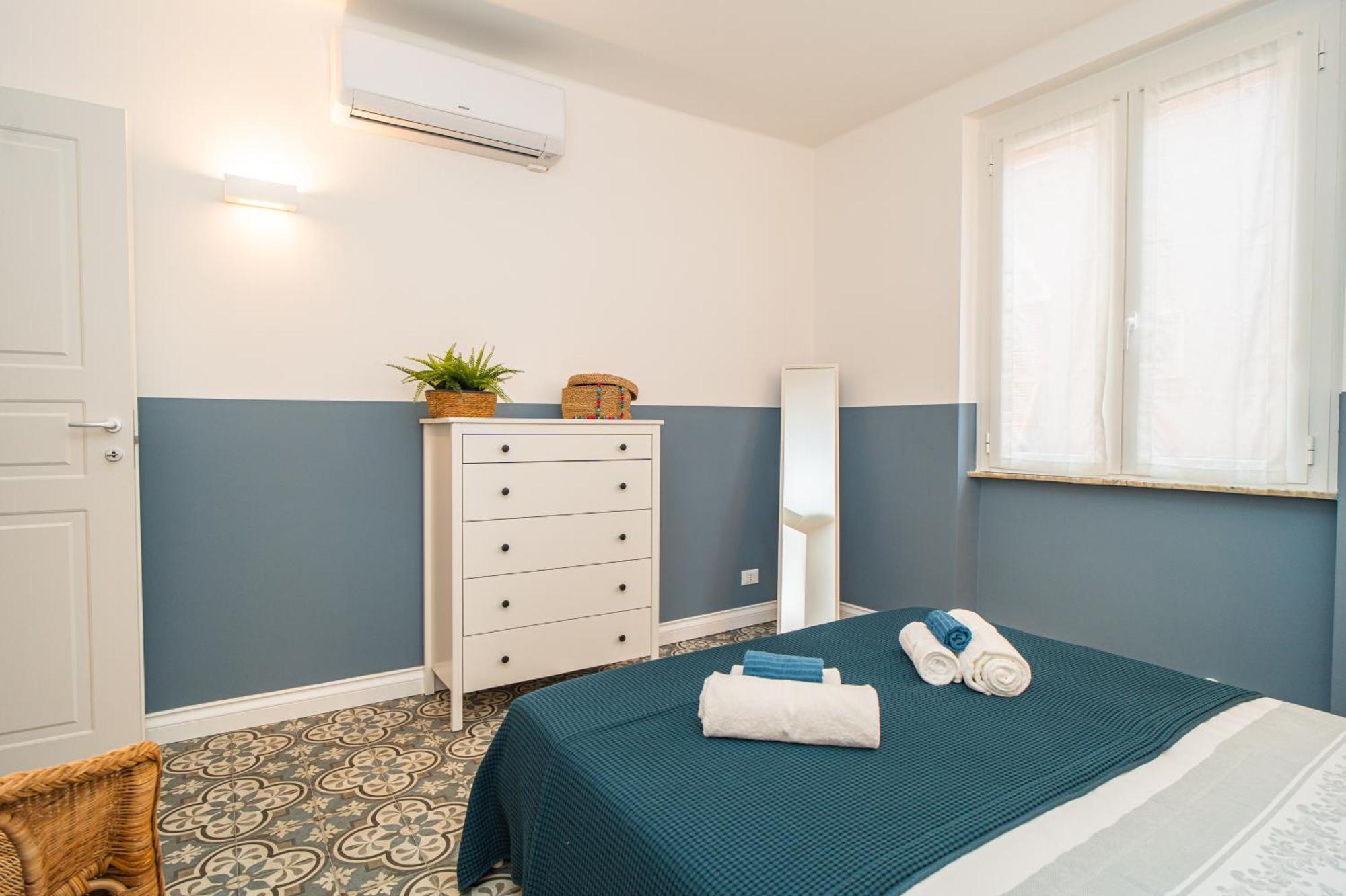 H H Moneglia Il Vicolo Apartment Bagian luar foto